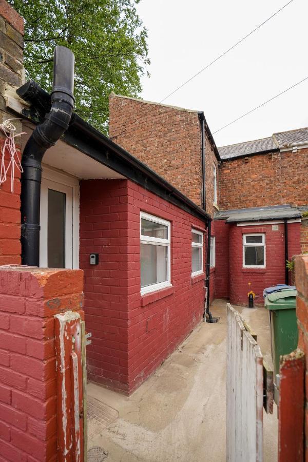 Modern And Spacious 3-Bedroom House - Free Parking, Fast Wi-Fi, Ideal For Up To 7 Guests Houghton-le-Spring Exterior photo