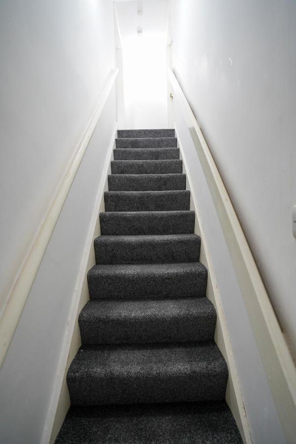Modern And Spacious 3-Bedroom House - Free Parking, Fast Wi-Fi, Ideal For Up To 7 Guests Houghton-le-Spring Exterior photo