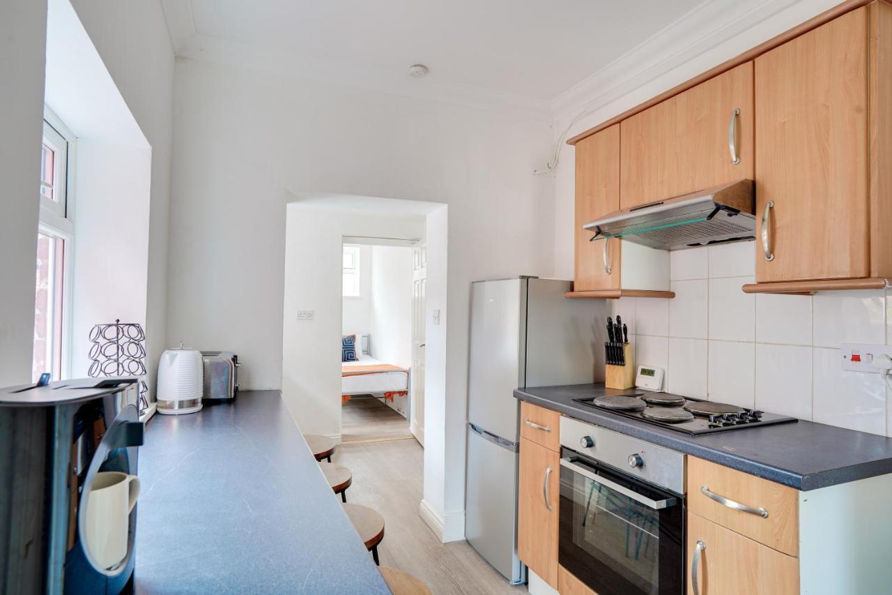 Modern And Spacious 3-Bedroom House - Free Parking, Fast Wi-Fi, Ideal For Up To 7 Guests Houghton-le-Spring Exterior photo